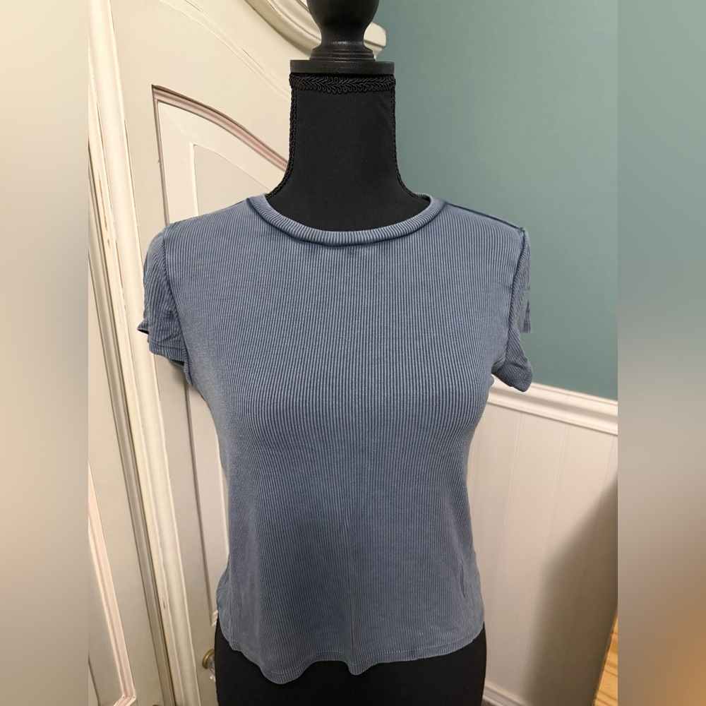 American Eagle Outfitters Blue Ribbed Short Sleeve Tee